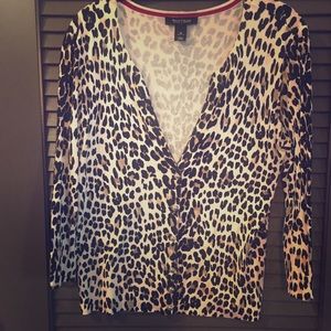 Three quarter length sweater